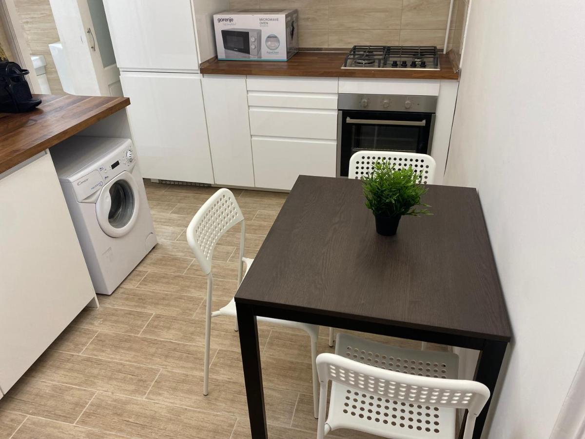Kiraly78 Huge Apartment Budapeszt Zewnętrze zdjęcie